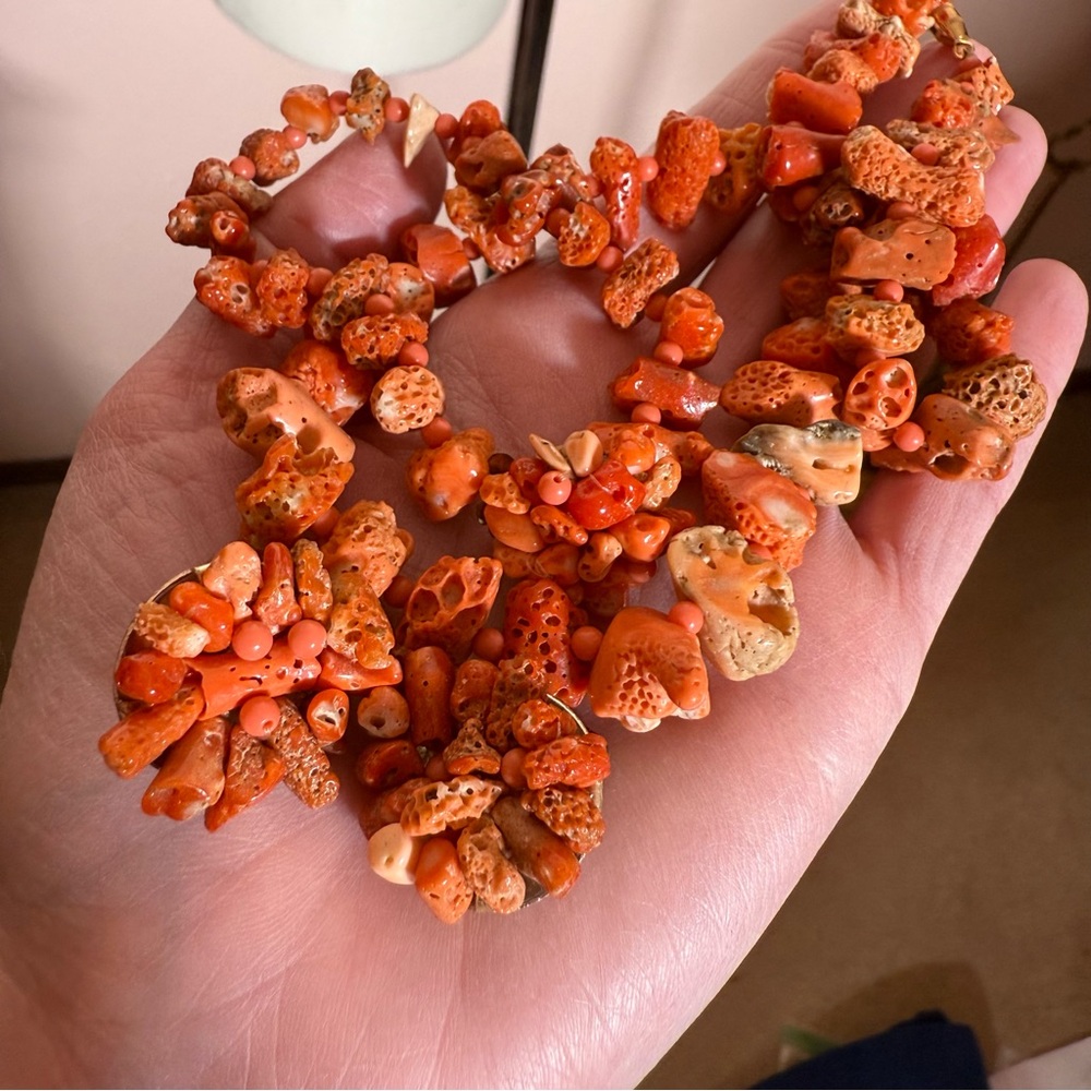 Vintage 1940's Natural Red Orange coral Necklace bracelet earrings Purure Set